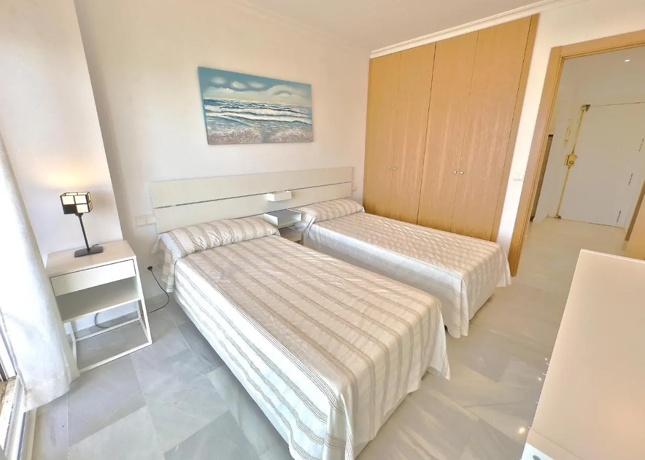 Diana 206. Completely Renovated Apartment On The Beachfront. Marbella 0*,